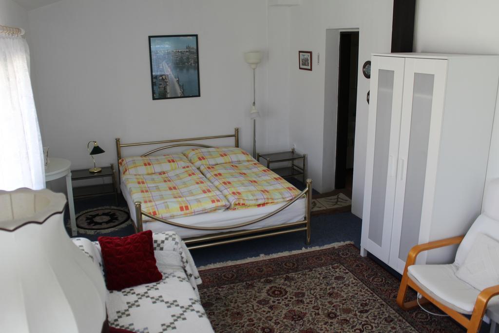 Pension Hanspaulka Praga Habitación foto